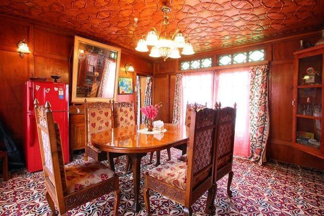 فندق هاوسبووت ليلي أو ناجيين Srīnagar المظهر الخارجي الصورة